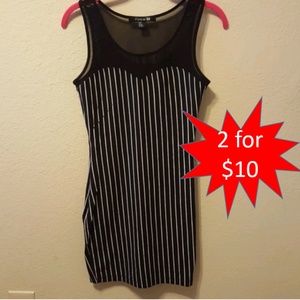 ⚘Pin striped short bodycon w/ mesh upper - sz sm